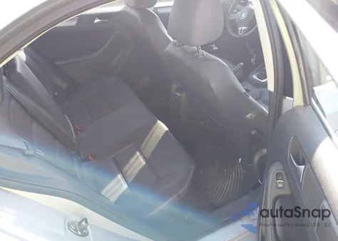 2013 Volkswagen Jetta 2.0L Tdi z USA, uszkodzony, nr VIN 3VWLL7AJ7DM395864